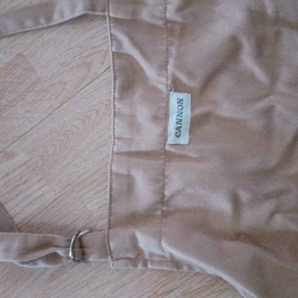 FREE Basic tan apron
